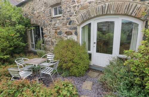 Goodwick Cottage | HARMONY, pet friendly, with a garden in Goodwick