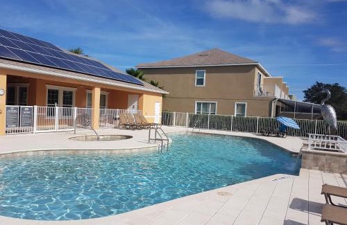Four Corners House | Harmony