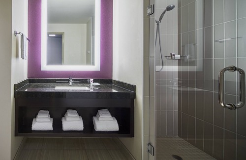 Murphy Hotel | Harrah's Cherokee Valley River – A Caesars Rewards Destination