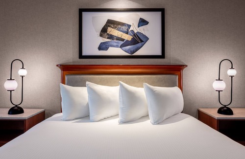 Joliet Hotel | Harrah's Joliet Casino & Hotel - A Caesars Rewards Destination