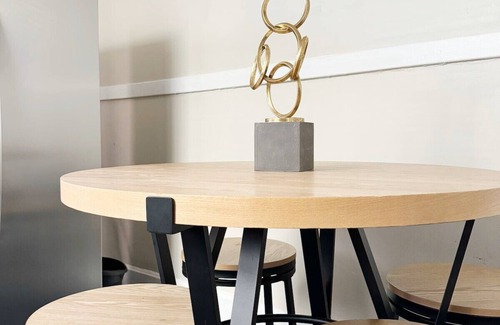 Evansville Apartment | Harrison B "TH-B"