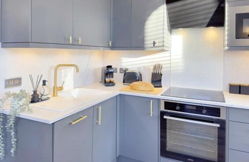 Harrogate City Centre Apartment | Harrogate House Apt 4 - Cheltenham Parade Loft