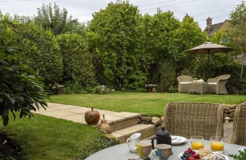 Ebrington House | Harrowby End