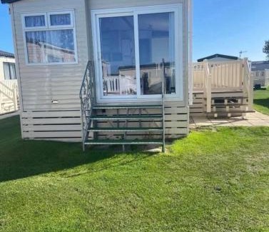 Selsey Resort | Harry- 3 bedroom 8berth Seal bay West sands