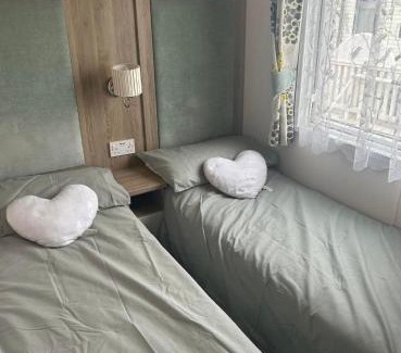 Selsey Resort | Harry- 3 bedroom 8berth Seal bay West sands