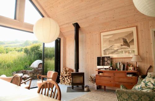 Hartland House | Harry's Hut near Welcombe Mouth Beach