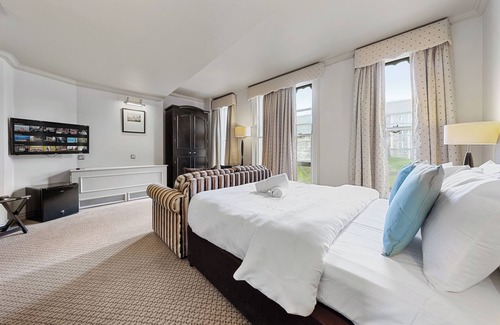 Windsor City Centre Hotel | Harte and Garter