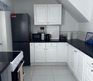 Hartlepool House | Hartlepool - House - Sleeps 5 - Parking