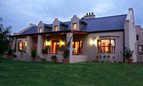 Krugersdorp Bed & Breakfast | Hartley Manor Guest House