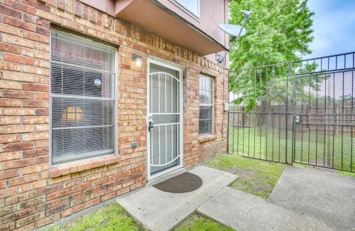 Harvey Apartment | Harvey Apartment Near Parks, Dining and Hospitals