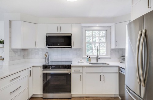 Northwest Harwich House | Harwich Getaway, Harwich Getaway with Hot Tub