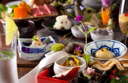 Yufuin Onsen Hotel | Hatago Kounokura