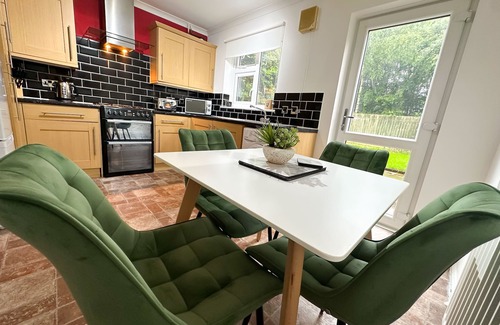 Middlesbrough House | Hatherly Place by Blue Skies Stays