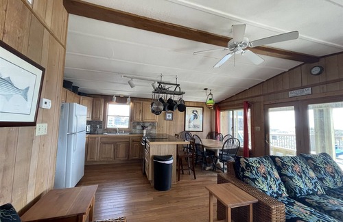 Hatteras Cottage | Hatteras Jack Oceanfront Cottage with a great ocean view!