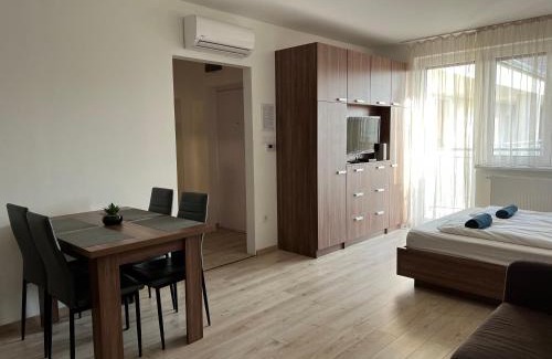 Debrecen Apartment | Hatvan Central Apartment