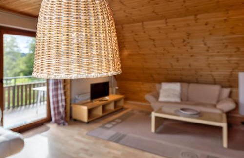Saig Apartment | Haus am Südhang