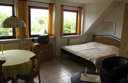 Dagebuell Apartment | Haus-Halligblick-Ferienwohnung-Hamburger-Hallig