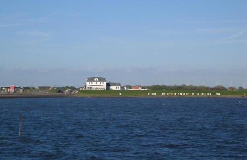 Dagebuell Apartment | Haus Halligblick, Ferienwohnungen am Wattenmeer, Whg Hamburger Hallig