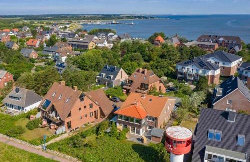Wittduen Apartment | Haus Kap Hoorn Ferienwohnung Seeblick