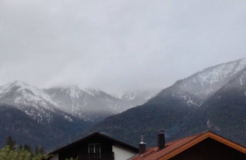 Grainau Apartment | Haus Marion Gemütliche Fewo für 2 Pers 10 Min bis zum Eibsee/Zugspitzseilbahn