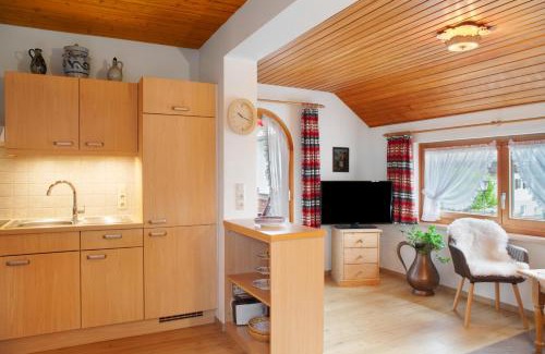Garmisch-Partenkirchen Apartment | Haus Philomena - Fewo Alpspitze