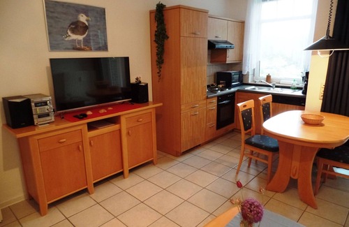 Zinnowitz Apartment | Haus Roland - Apartment 10 with use of swimming pool & sauna - Apartment 10