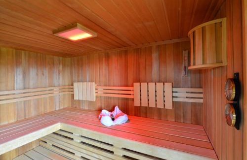 Blossersberg House | Haus Samoa with private terrace, views