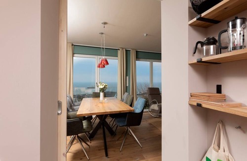 Sassnitz House | Haus Waterkant - with a direct view of the SAIL GP - Haus Waterkant
