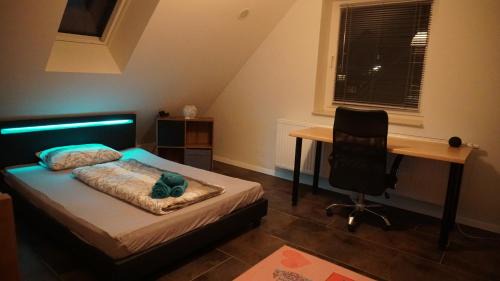 Lurup Apartment | Haushälfte nähe Volksparkstadion in Hamburg