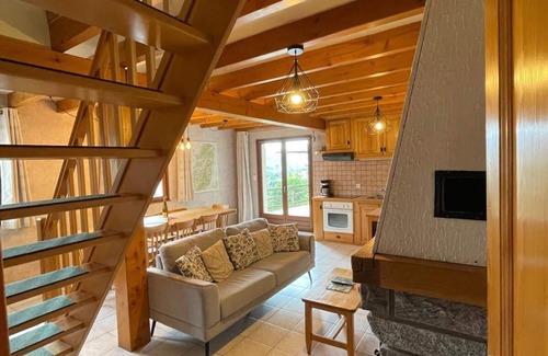 Le Menil Ski Chalet | Hautes Vosges Le Ménil Chalet with barrel sauna