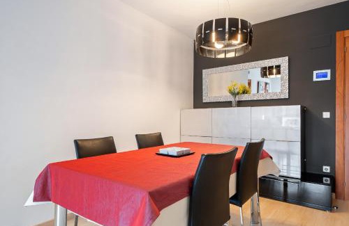 Pineda de Mar Apartment | Hauzify I Apartament Ponent