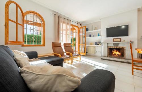 Calafell House | Hauzify I Casa Jaume Soler