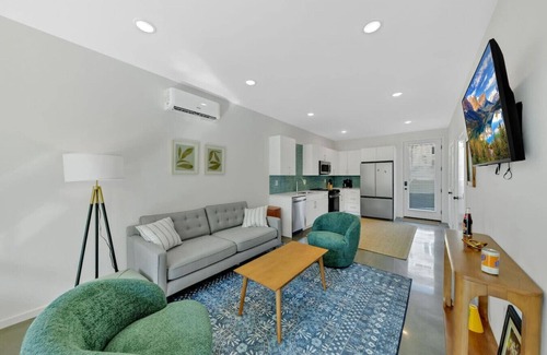 Knoxville Apartment | Haven at Oldham ~ Heart of Old North <5 mins to DT
