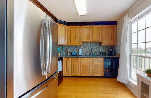 Crystal Beach House | Haven | Steps to Beach | Community Pond | Sleeps12
