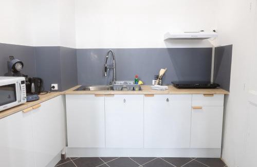 Montelimar Apartment | Havre Doux - TV, Wifi, Élégant - Centre Ville