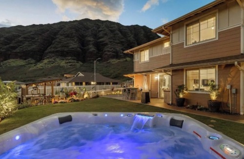 Makaha Valley House | Hawaii Hideout