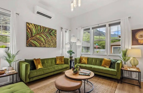 Makaha Valley House | Hawaii Hideout