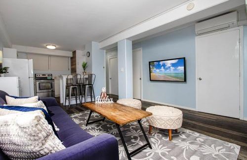 Diamond Head - Kapahulu - St. Louis Apartment | Hawaii Style Centrally located with full kitchen