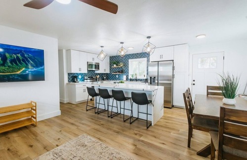 Hauula House | Hawaiian Oceanfront Oasis