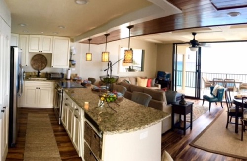 Makaha Condo | Hawaiian Princess - Extraordinary End Unit with spectacular ocean view