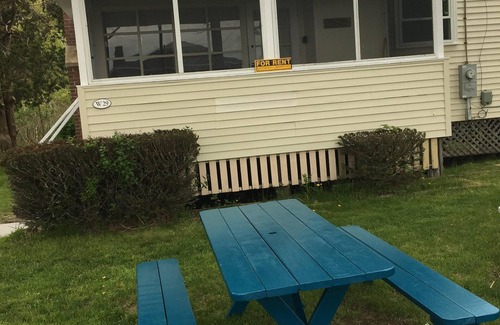 Old Lyme Cottage | Hawks Nest Beach Cottage-Views of Long Island Sound-Tranquil+Relaxing-3br