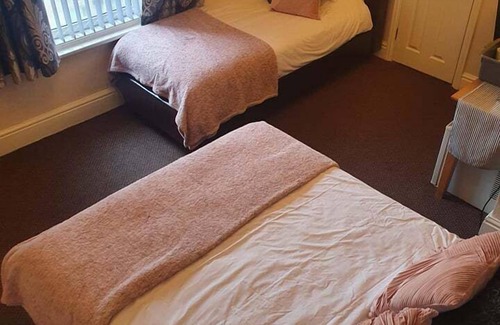 Blackpool Town Center House | Hawthorn House