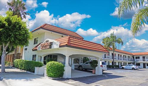 Hawthorne Hotel | Hawthorne Plaza Inn Near LAX
