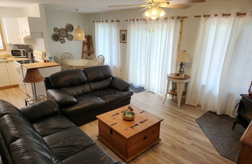 Tobermory Apartment | Hay Bay Getaway - Lake Huron Water View