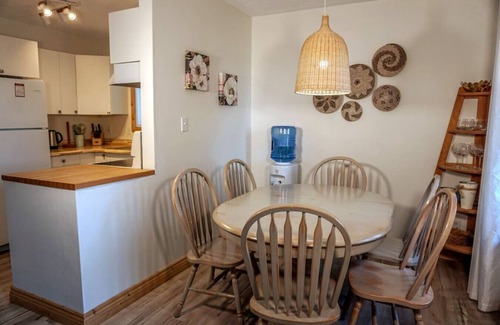 Tobermory Apartment | Hay Bay Getaway - Lake Huron Water View