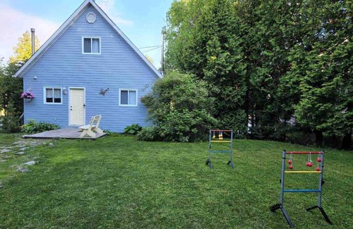 Tobermory Apartment | Hay Bay Getaway - Lake Huron Water View