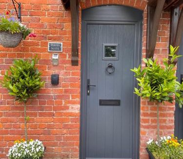Longford Apartment | Hayes Suite