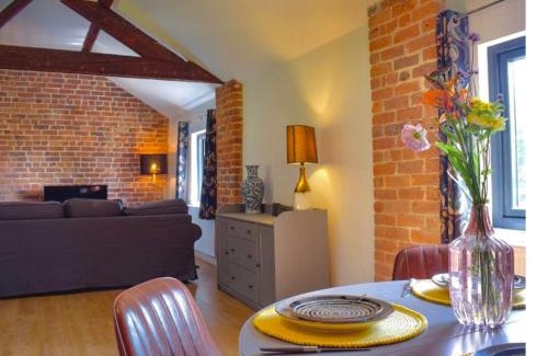 Longford Apartment | Hayes Suite