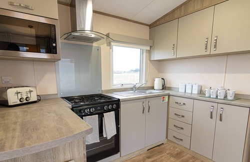 Hayling Island House | Hayling Island Holiday Park Gold 3 Bed Caravan K007
