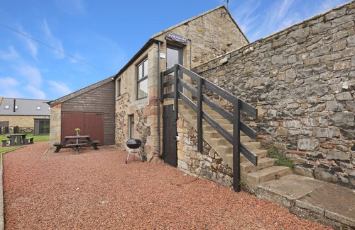 Bamburgh House | Hayloft Cottage - North East Escapes